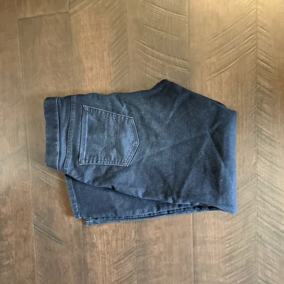 Levi signature - Picture 3 of 8